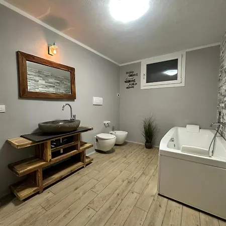 Villa Villa Bocciolo del Garda, private pool&garden