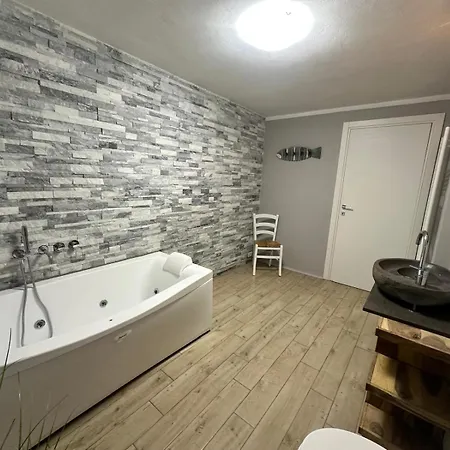 Villa Villa Bocciolo del Garda, private pool&garden